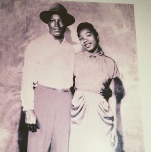 Meet your Posher, Gregory